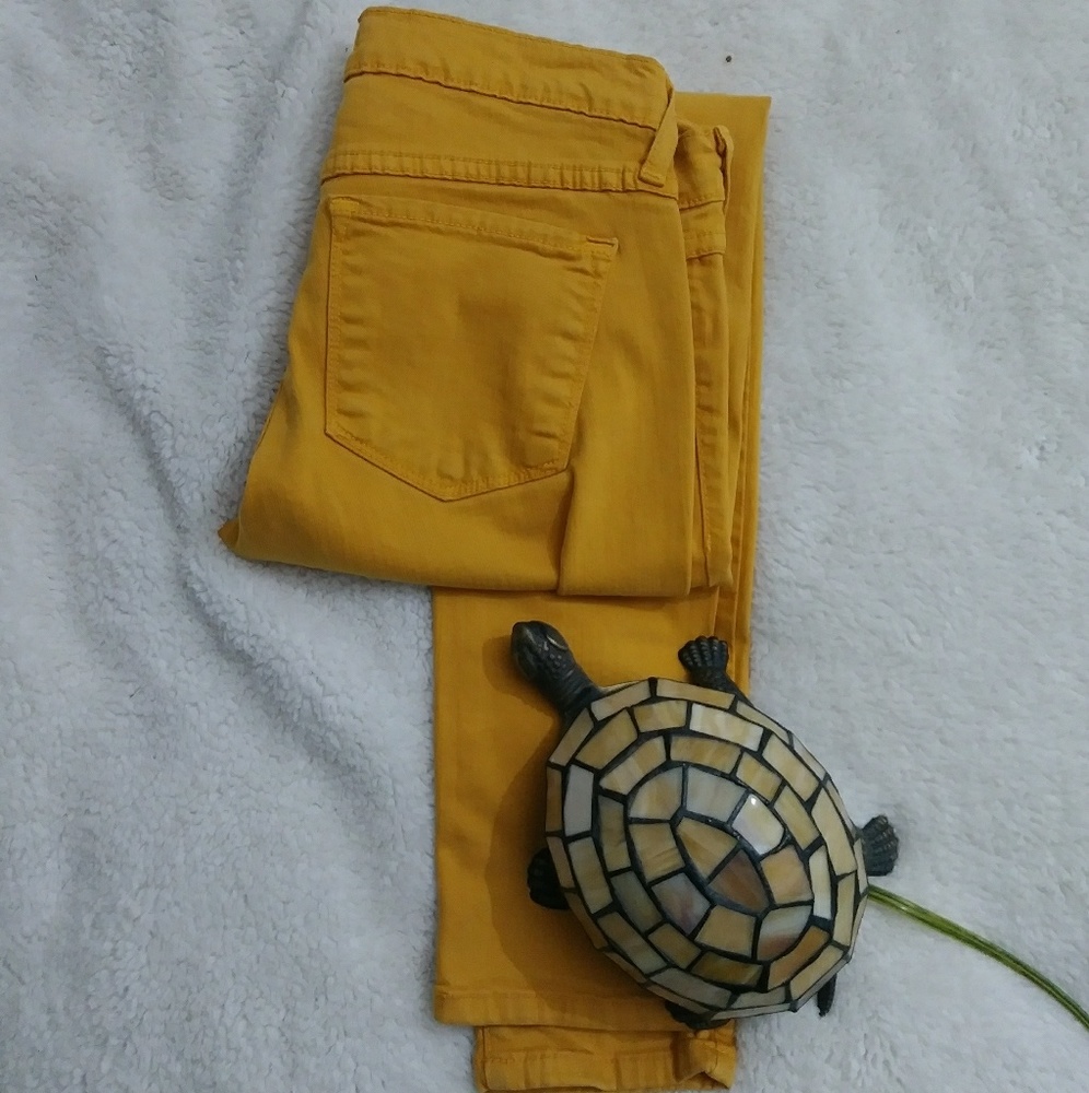 🌈 5/$25 Flying Monkey Mustard Skinny Jeans